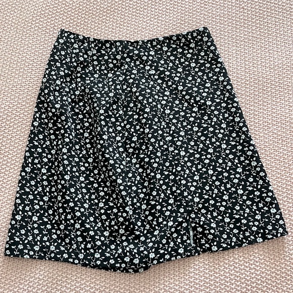 FREE with purchase of anything from my closet. - Picture 3 of 3